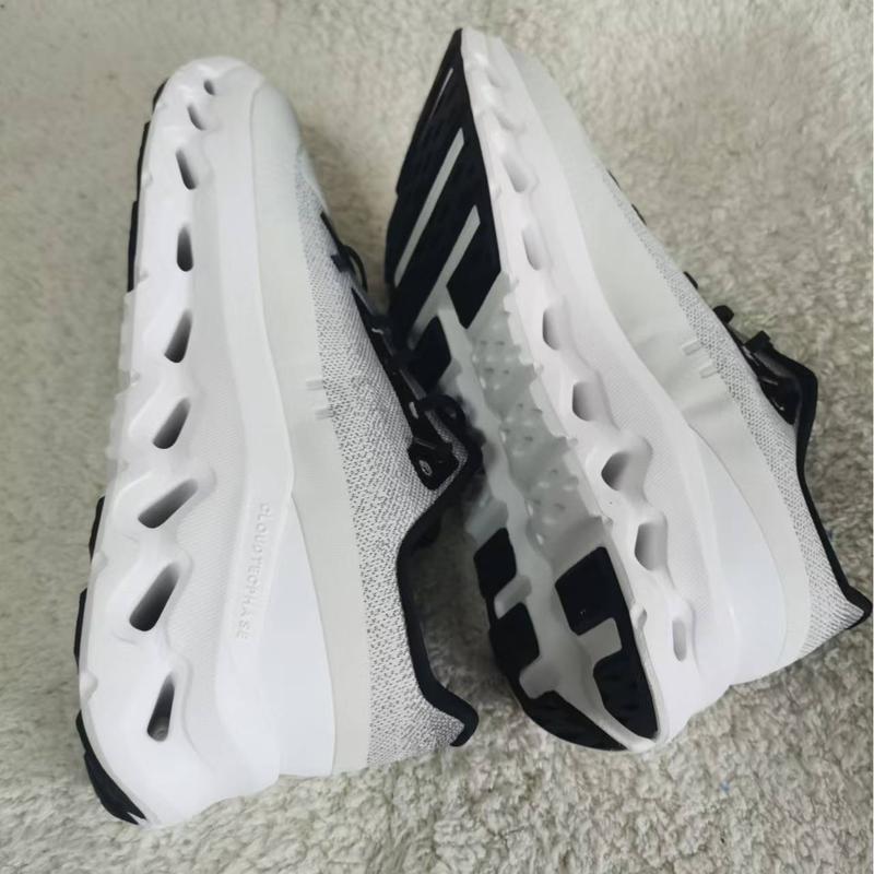 Men and women's same black black and white green design tide running leisure four seasons common fashion sports shoes