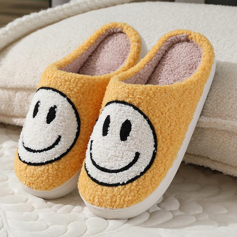 Retro Fuzzy Face Slippers for Women Men Soft Home Non-Slip Couple Style Casual Smile Face Slippers Indoor Outdoor Warm Walking Shoes Girl Footwear