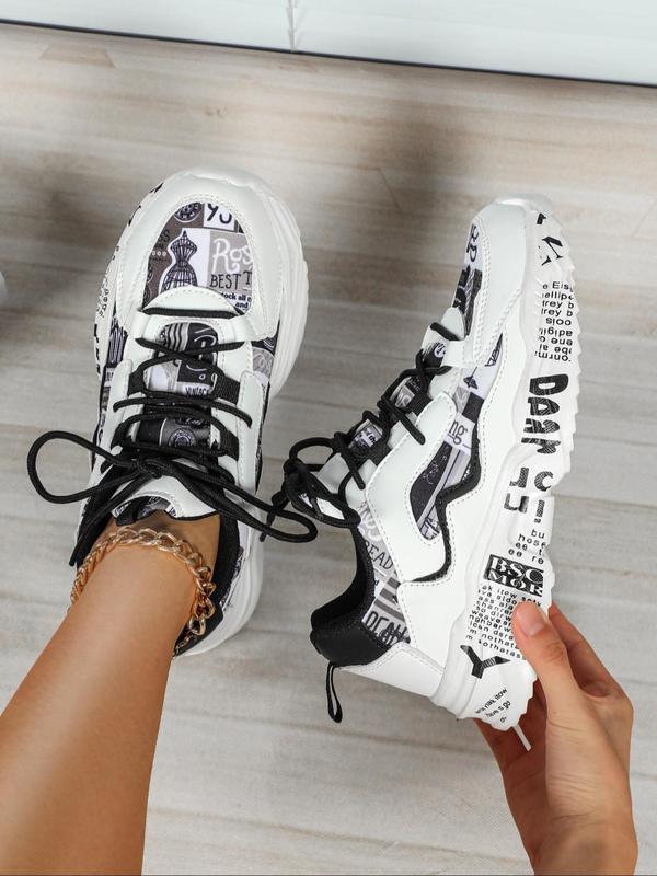 Boho Style Colorblock Letter Pattern Low Top Platform Sneakers, Casual Comfortable Sports Shoes for Women, Trendy All-match Sneakers for Daily Wear Fall Shoes