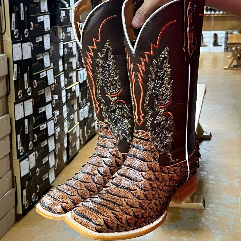 MENS WESTERN BOOTS FINAL SIZES ON SALE