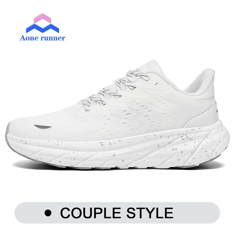 Professional running shoes for men, lightweight tennis shoes, fashionable walking sports shoes, breathable and non slip gym training shoes, suitable for boys, girls and couples to wear Runner Trainer