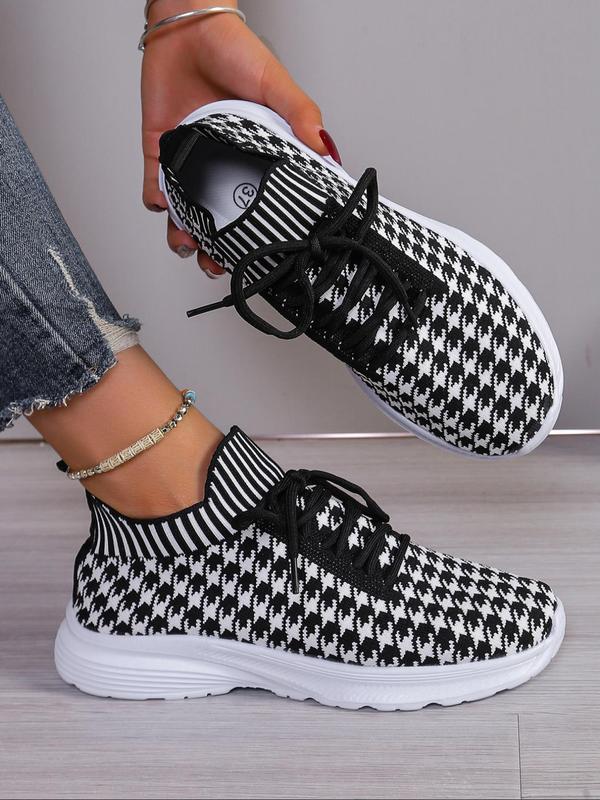 Sporty Houndstooth Graphic Lace Up Sneakers Women, Trendy Designer Sneakers, Soft Lightweight Sports Shoes, Chic All-match Casual Trainer, Girl Daily Footwear, Fall Outfits, Fall Freshness, Sneakers Women 2024