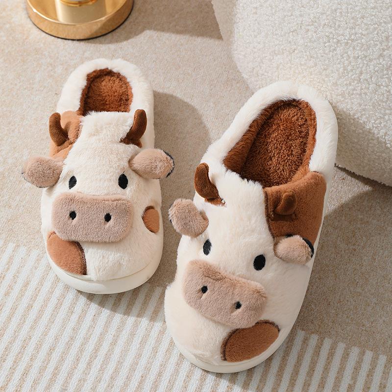 Cow Slippers for Women Cute Cartoon Cow Slides Four Seasons Home Linen Slippers House Shoes Comfortable Bedroom Kawaii Cloud Slides