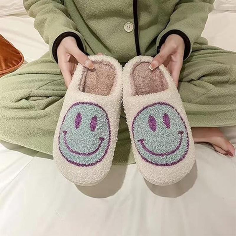 Womens Cartoon Smile Face Slippers Soft Plush Slippers Retro Preppy Slippers Happy Face Slippers Slip-on Cozy Indoor Outdoor Walking Shoes for Winter