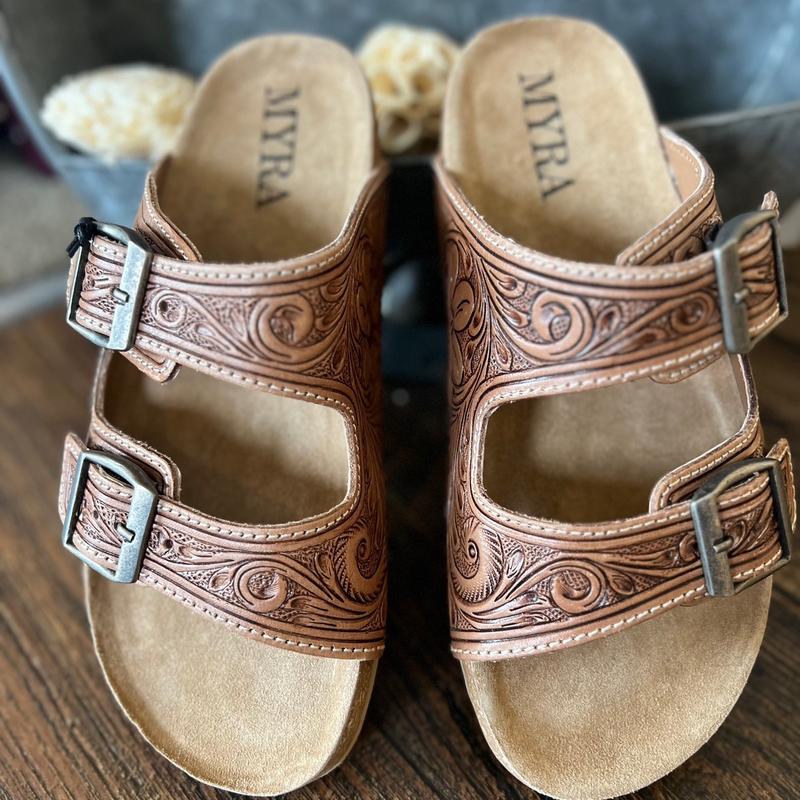 Tooled leather sandals Open Toe