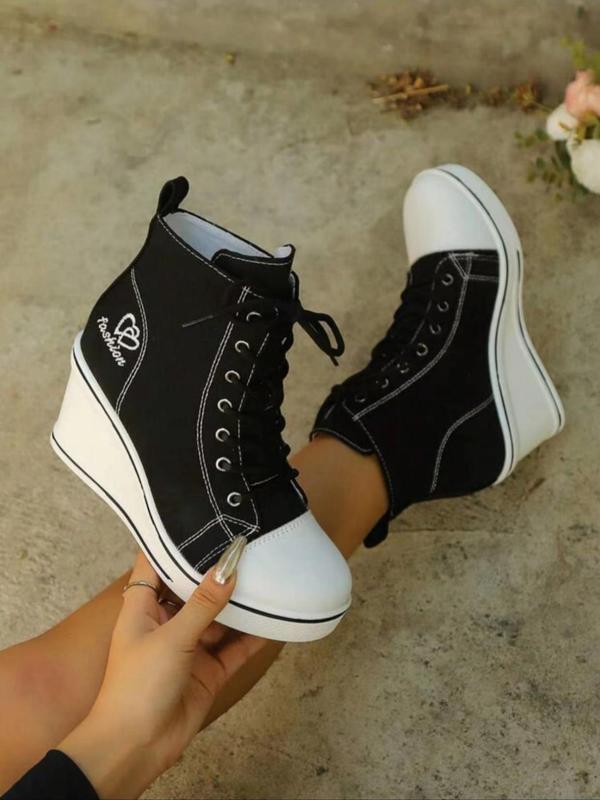 Women's Fashionable Letters & Heart Embroidered Lace Up Platform Sneakers, Casual Comfortable High Top Wedge Sneakers, Female All-match Round Toe Shoes for Daily Wear