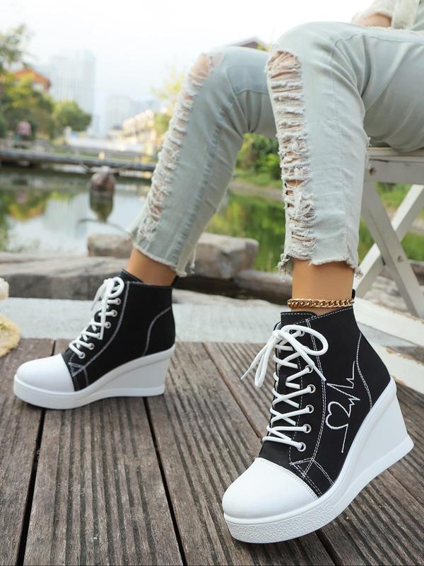 Women's Fashionable Letters & Heart Embroidered Lace Up Platform Sneakers, Casual Comfortable High Top Wedge Sneakers, Female All-match Round Toe Shoes for Daily Wear