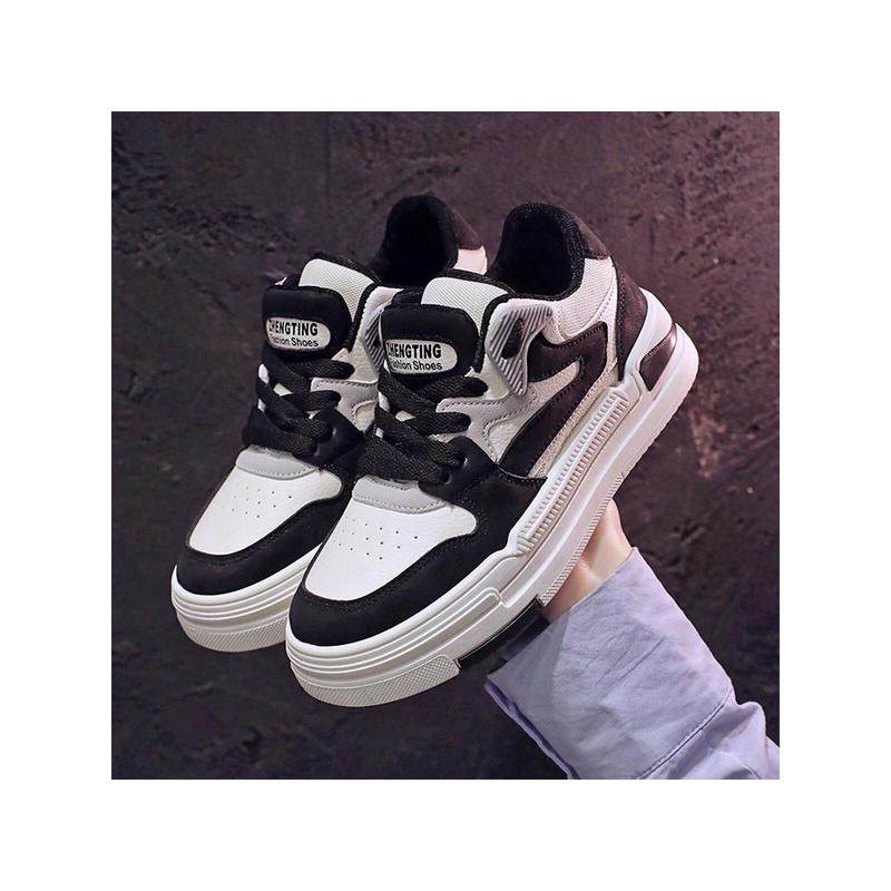 Women's Sneakers, 2024 Spring New Arrivals, Panda Design, Korean Style, Versatile, Casual Sports Shoes For Students, White Training Runner