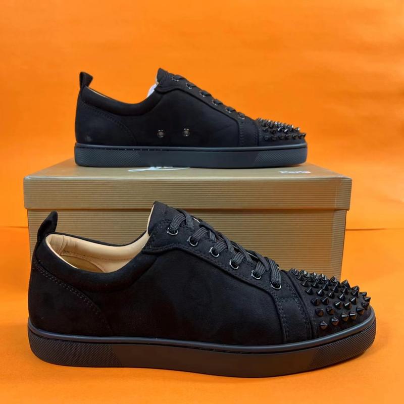 Men's 2024 casual shoes can be used as gifts, black shoes