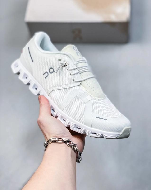 Vogue Hommes  On Cloud 5 Undyed-White | White-Women's