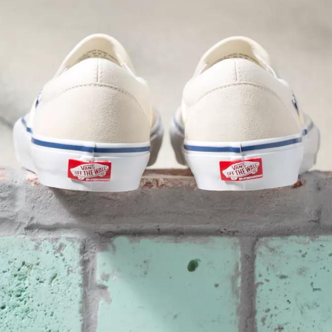 Vans Skate Slip On in Off-White