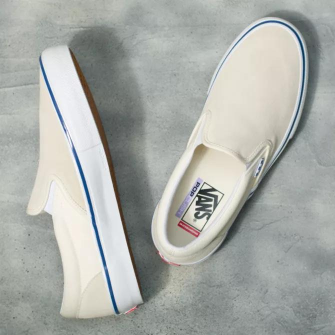 Vans Skate Slip On in Off-White