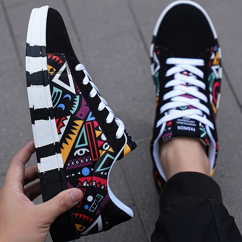 Men's Fashionable Graffiti Letter Print Canvas Sneakers - Casual Lace-Up Streetwear Shoes with Non-Slip Rubber Sole, All-Season Comfort