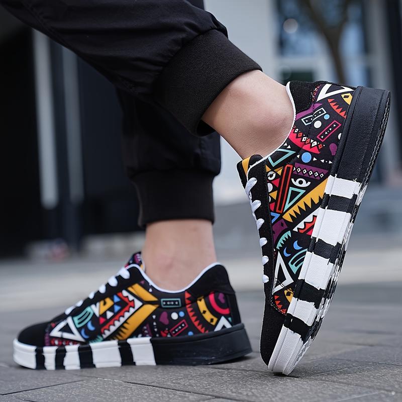 Men's Fashionable Graffiti Letter Print Canvas Sneakers - Casual Lace-Up Streetwear Shoes with Non-Slip Rubber Sole, All-Season Comfort