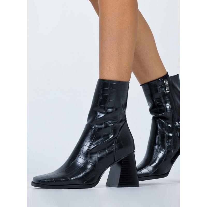 Michelle Boots Black