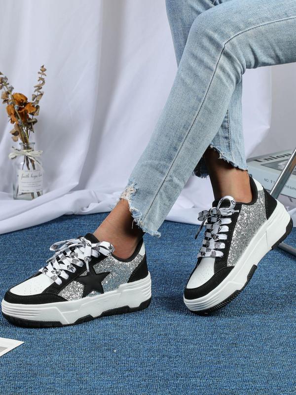 Fashionable Star Decor Lace Up Low Top Sneakers, Casual Comfortable Breathable Sports Shoes, Female All-match Round Toe Skate Shoes for Daily Wear