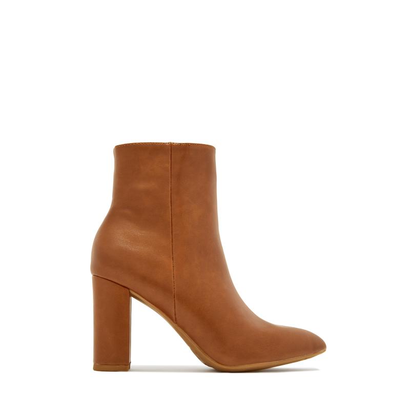 Social Season Block Heel Ankle Boots - Tan