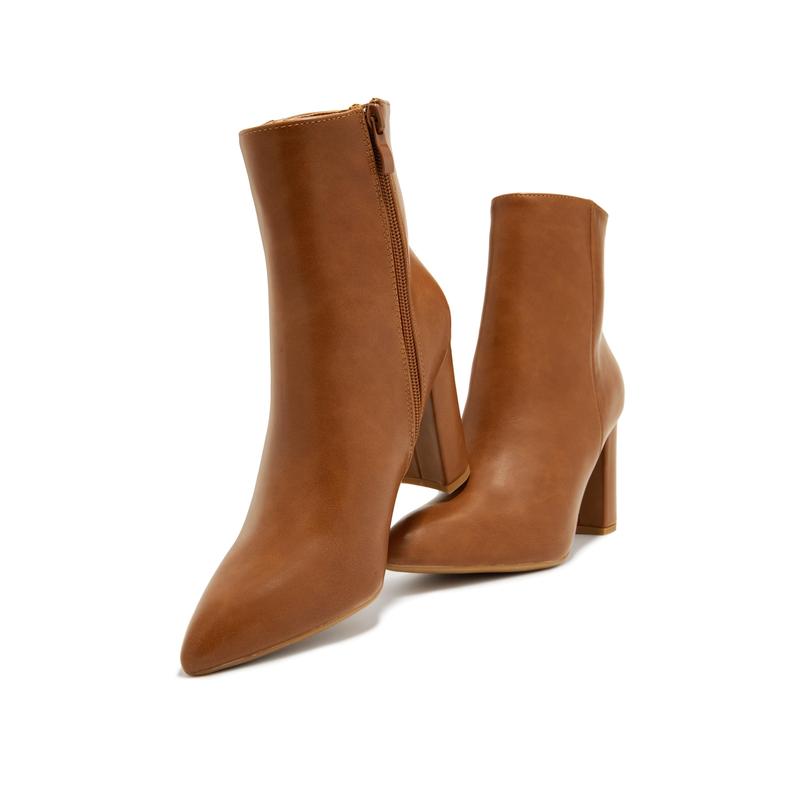 Social Season Block Heel Ankle Boots - Tan