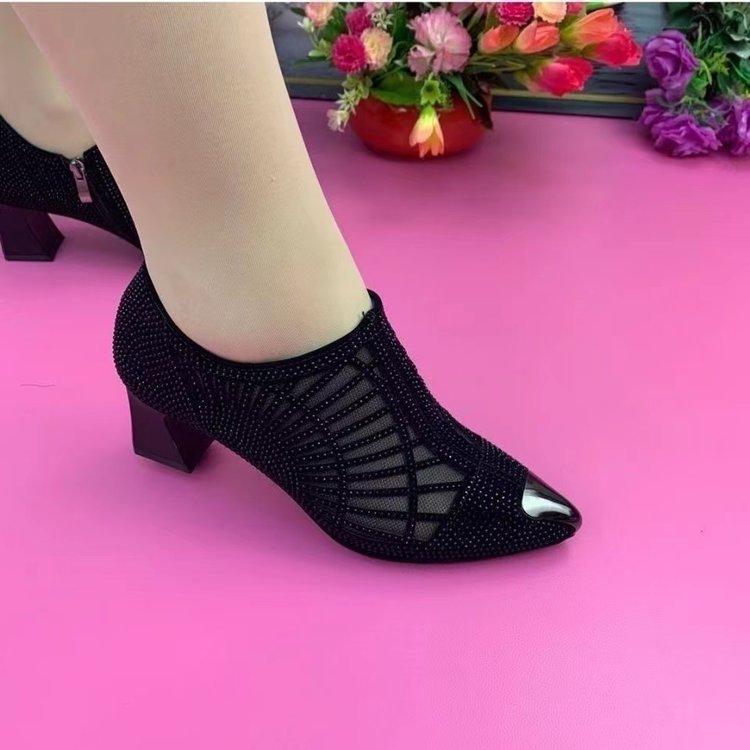 Cross-Border Rhinestone Breathable Deep Mouth Pumps Women's New Pointed Toe Chunky Heel Mom Shoes Dancing Shoes Comfortable Versatile Women's Shoes