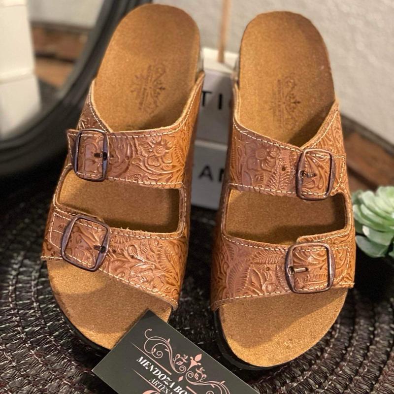 TROQUELEADO SANDALS CARAMEL