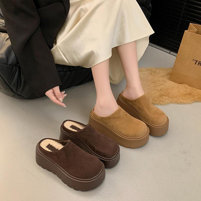 2024 New Women's Thick-Soled Half-Slip Shoes with Cozy Lining for Autumn Winter – Stylish Brown Closed-Toe Footwear for Everyday Wear