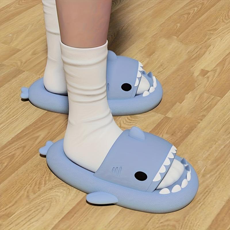 Soft EVA Men's Cartoon Shark Graphic Design Non Slip Slides, Quick-drying Open Toe Slippers for Indoor Outdoor Walking and Bathroom Shower