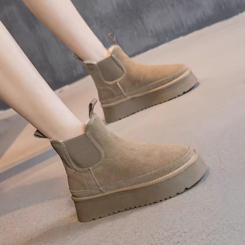 Thick bottom snow boots female 2024 new winter Chelsea short boots fur integrated velvet thickening protection Warm cotton shoes