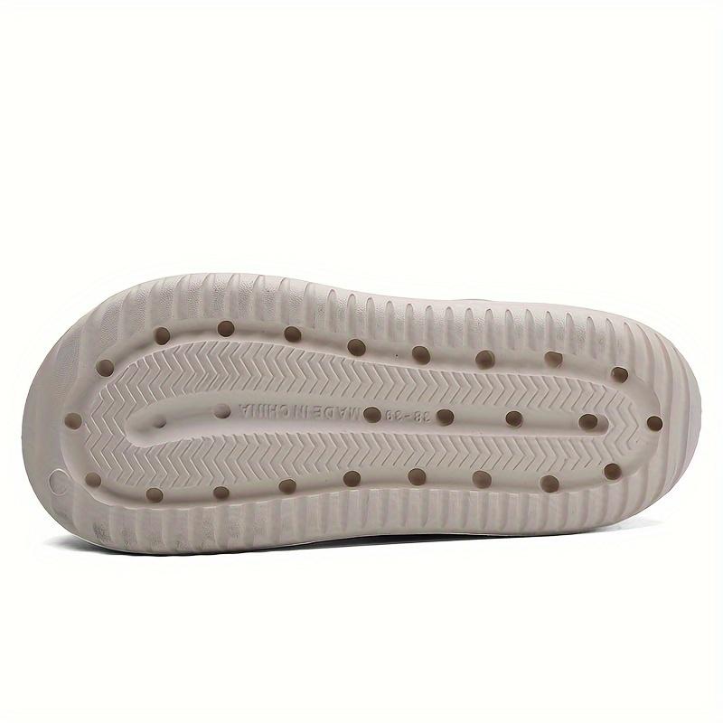 Men's Fashion Soft Sole Breathable Hollow Clogs, Comfortable and Non-Slip Casual Eva Slippers, Suitable for Men's Outdoor Activities