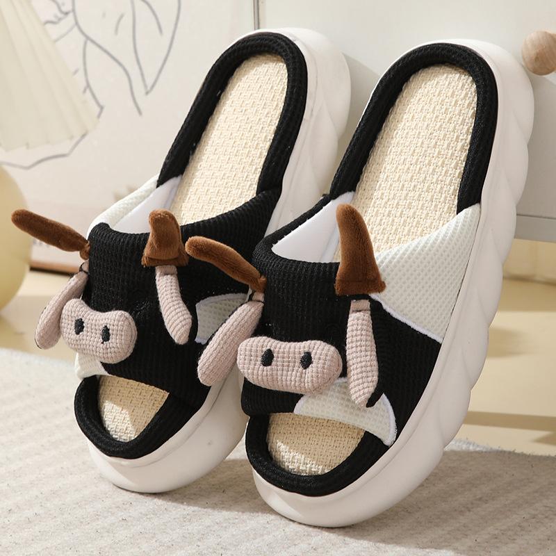 Adorable Mini Cow Design Indoor Slippers, Soft and Cozy House Shoes for Ultimate Comfort