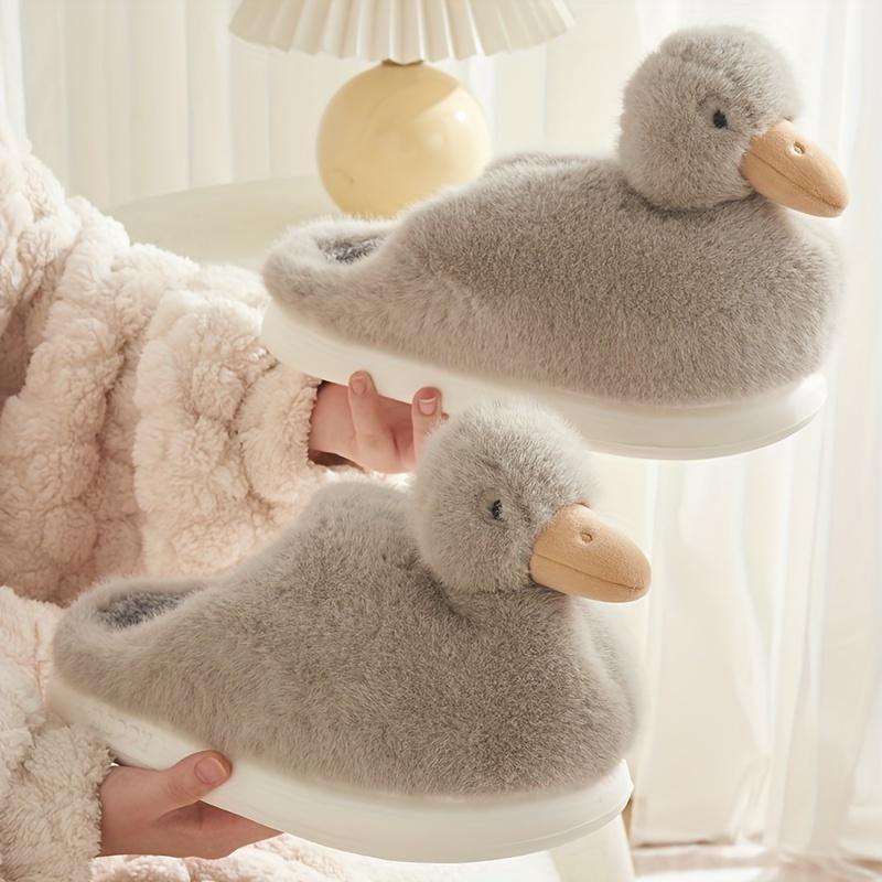 Hearthside Hug, Cozy Cartoon Duck Plush Slippers for Couples - Thick Sole, Non-Slip, Warm Indoor Shoes for Winter